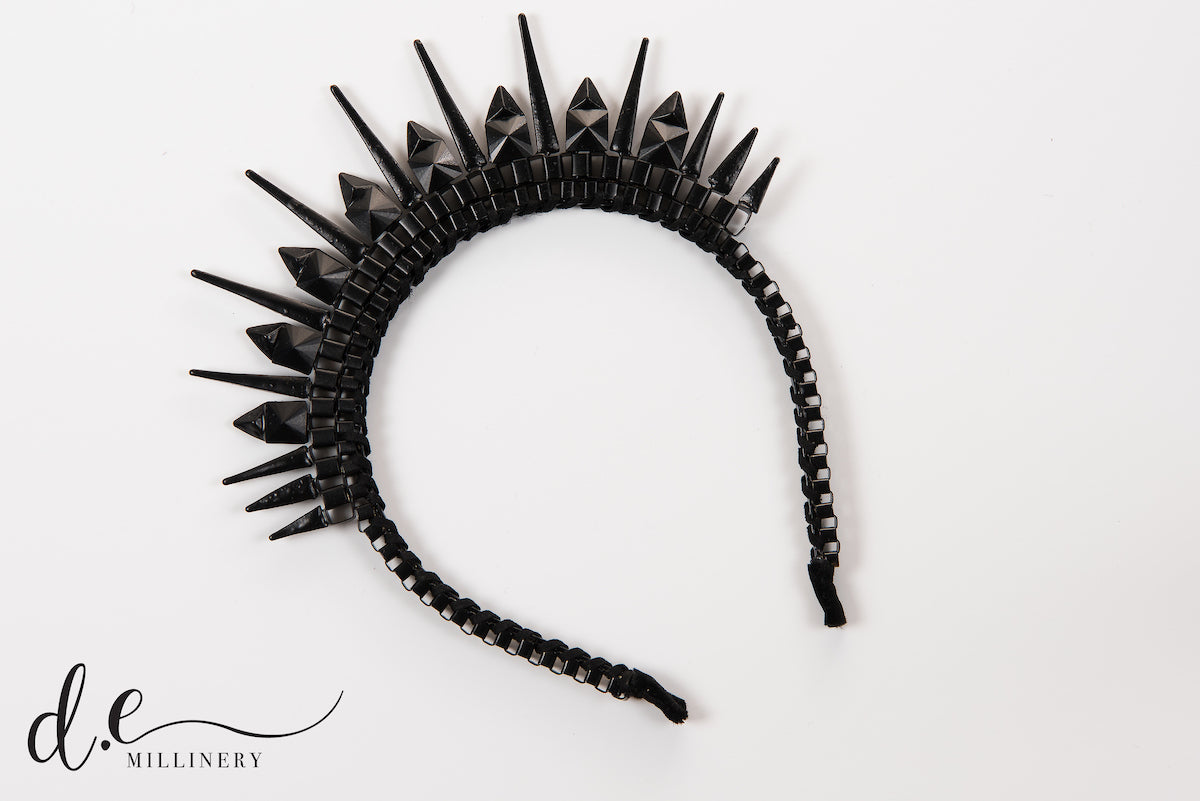 "DARK BEAUTY CROWN"