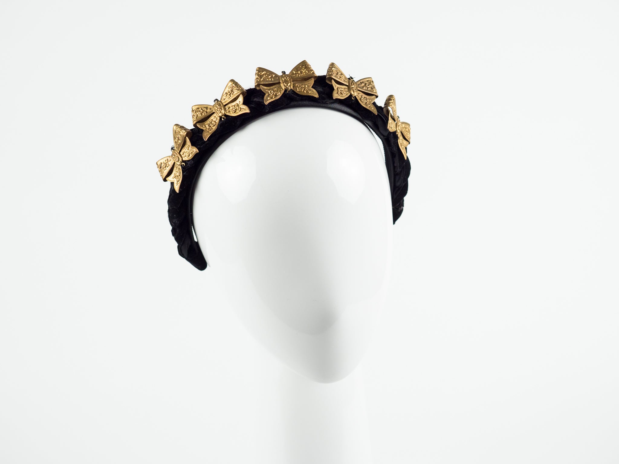 BOW EMBELISSHED HEADBAND