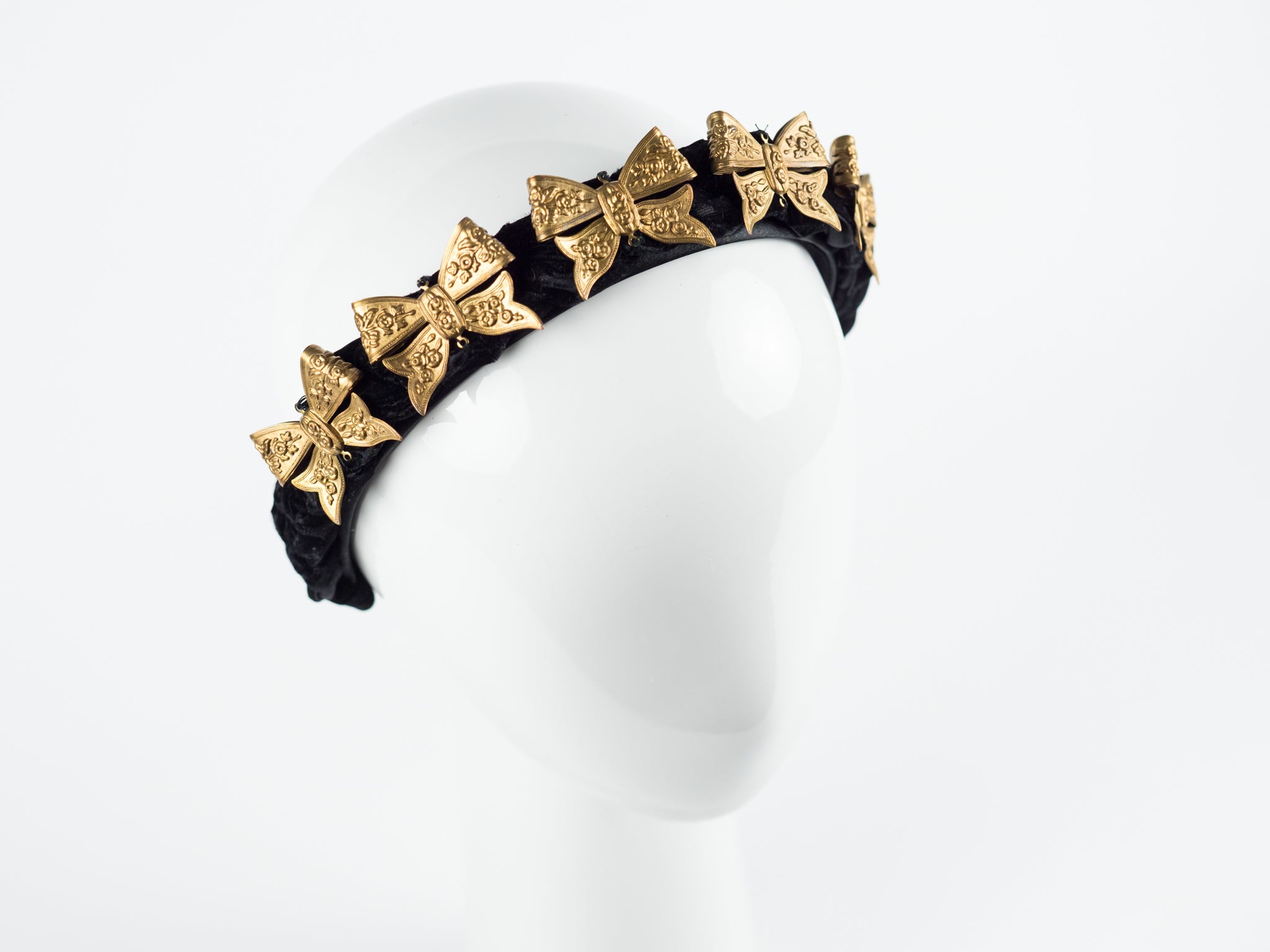 BOW EMBELISSHED HEADBAND