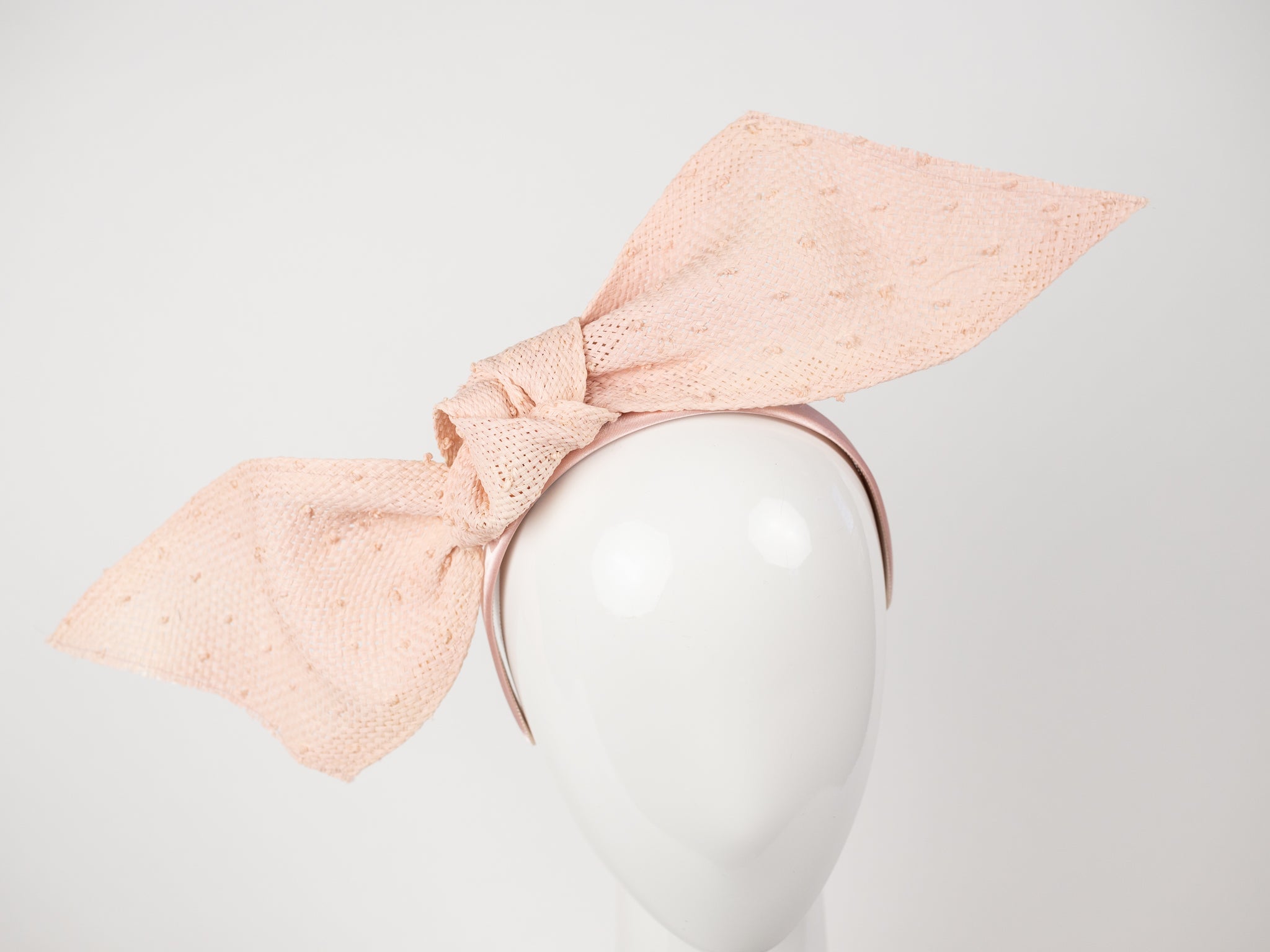 BOHEMIAN BOW