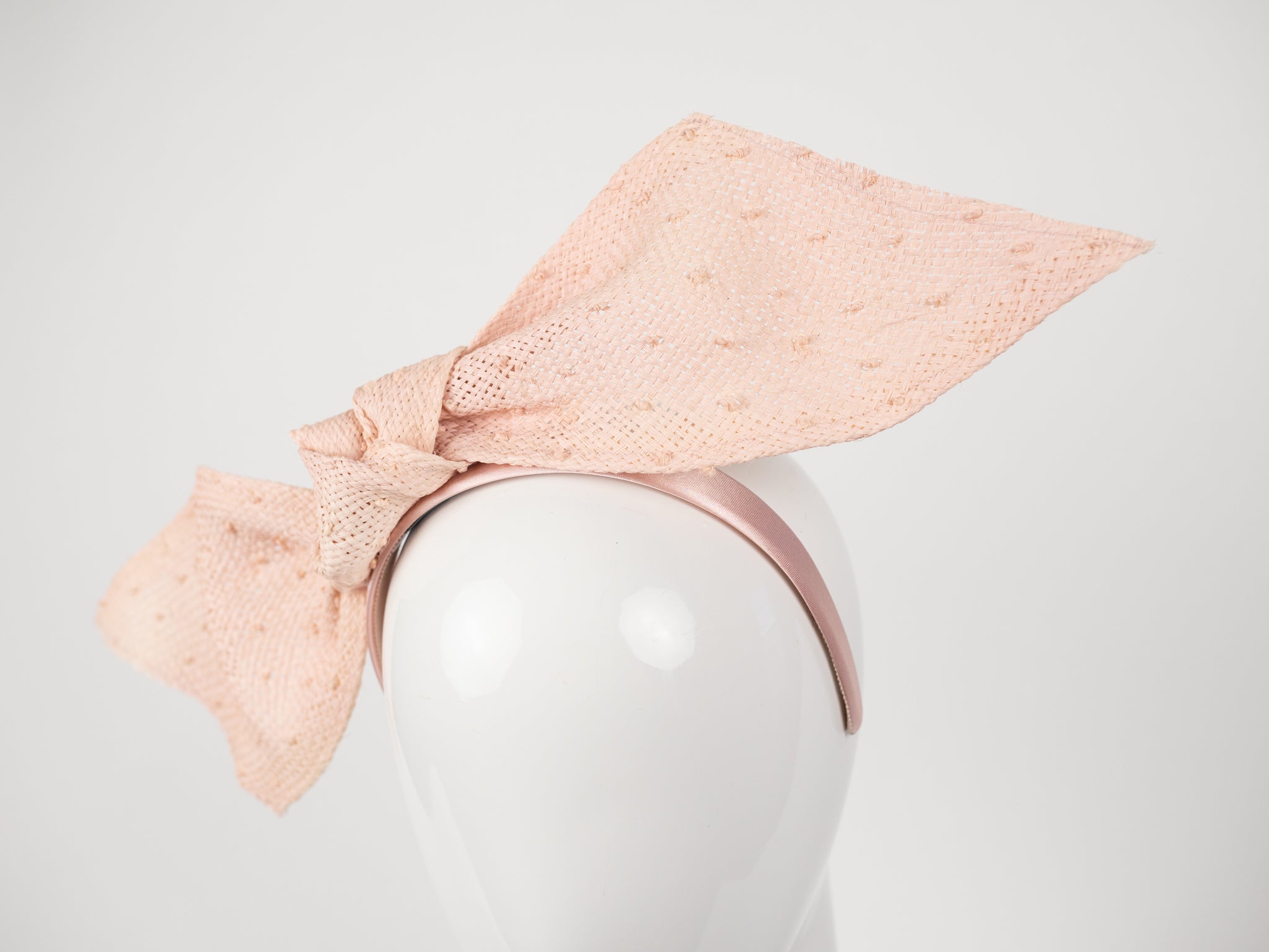 BOHEMIAN BOW