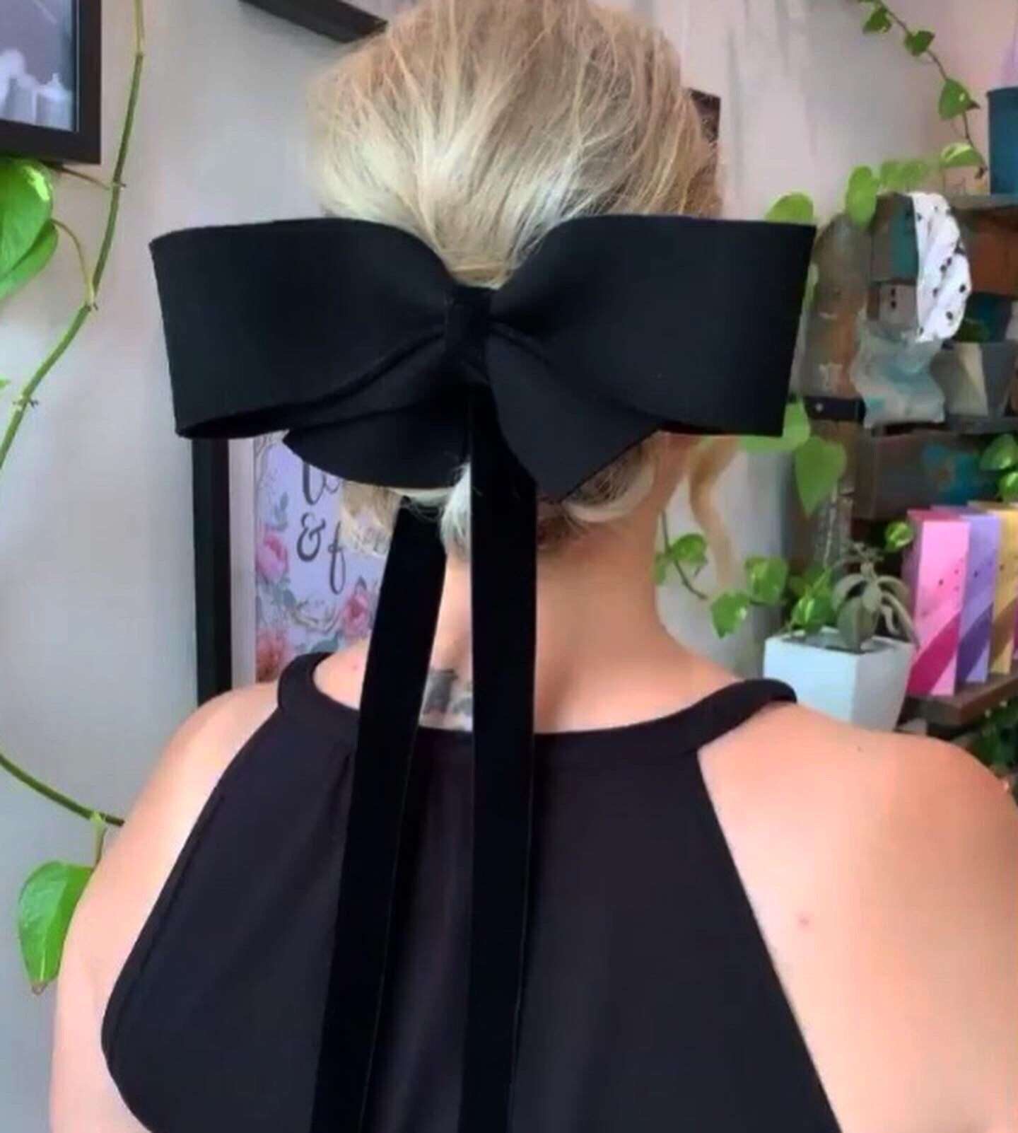 AUDREY WOOL BOW