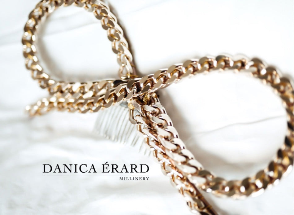 LUXE CHAIN BOW