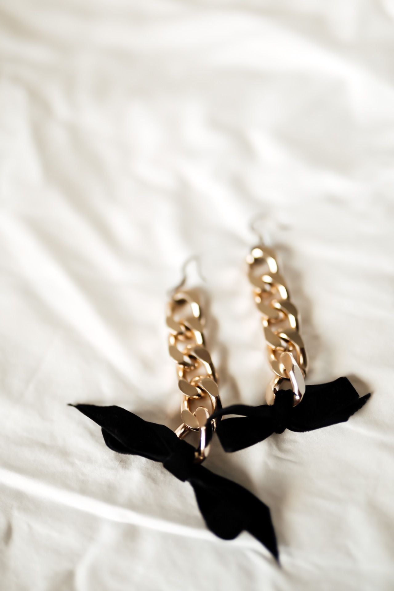 LUXE CHAIN DROP EARRINGS