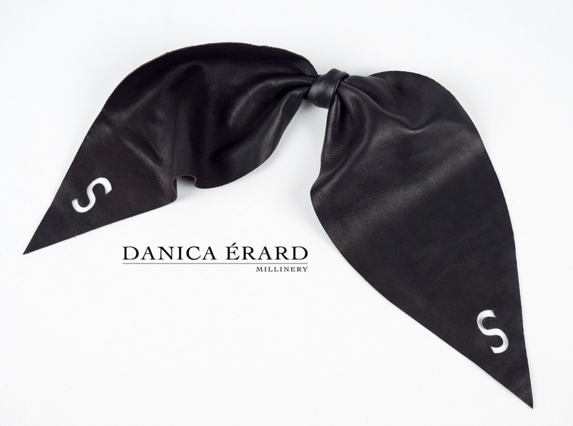 LEATHER HAIR BARRETTE