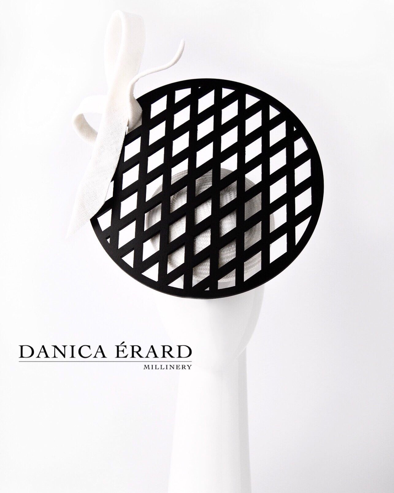 "DIAMOND DISC HAT''